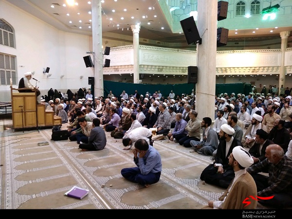 تصاویر/ همایش ضرورت&zwnj;های تبلیغ با حضور حجت الاسلام قرائتی در قم