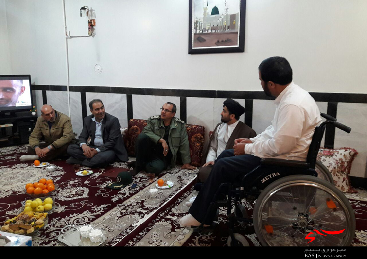 دیدار صمیمانه فرمانده سپاه ناحیه دورودبا جانبازان شهرستان دورود + عکس