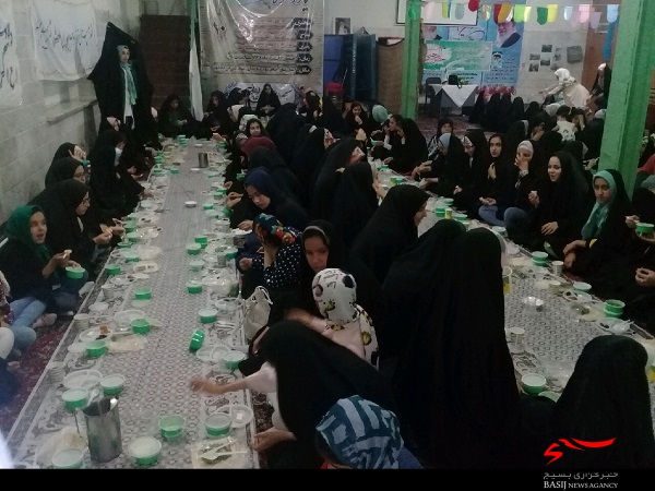 تصاویر/ محفل جشن میلاد امام حسن مجتبی(ع) در پایگاه های عفاف و شهید روشنایی