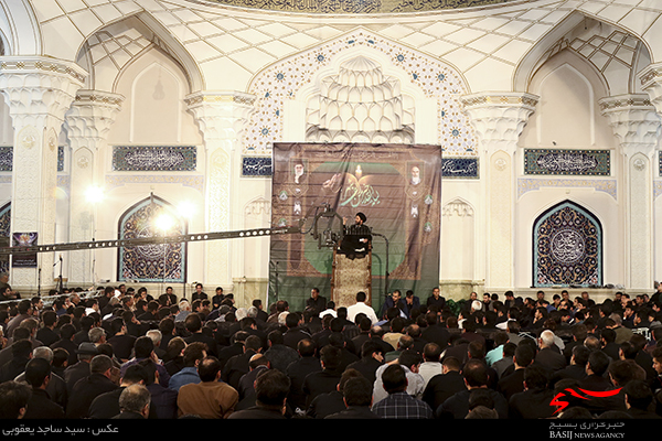 حکومت حضرت علی(ع) در عدالت محوری الگویی کامل برای اداره جامعه است/ شب قدر، شب تجلی پروردگار است حکومت حضرت علی(ع) در عدالت محوری الگویی کامل برای اداره جامعه است/ شب قدر، شب تجلی پروردگار است