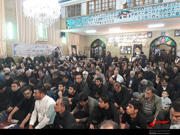 افرادی که فقر را نچشیدند نمی توانند در تداوم انقلاب استقامت کنند