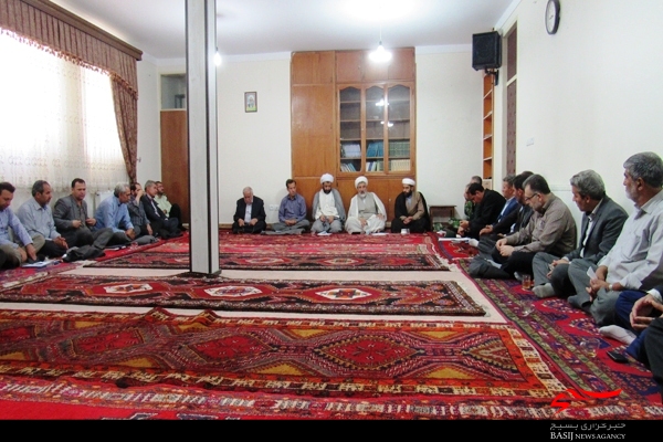 برنامه های دهه غدیر باید بر پایه حفظ وحدت باشد &lrm;