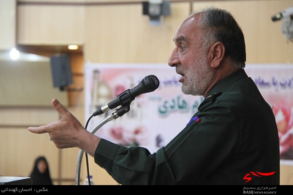 بسیاری از مشکلات اقتصادی به علت بی&zwnj;تدبیری برخی مسئولان است