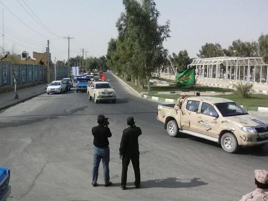 رژه خودرویی در شهرستان مهران برگزار شد