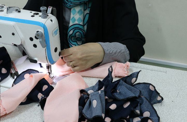 کارآفرینی بانوی کرجی برای 53 زن سرپرست خانوار در کرج