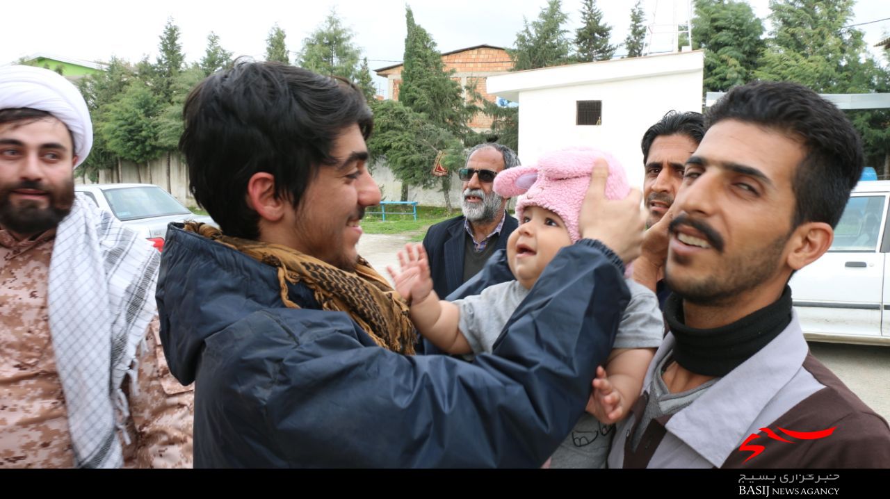 گزارش تصویری حضور جمعی دیگر از جوانان انقلابی شهر رشت در مناطق سیل زده گلستان