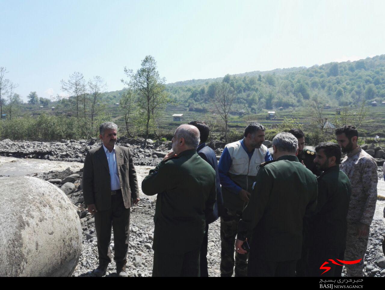 گزارش تصویری بازدید فرمانده سپاه قدس گیلان از مناطق سیل‌زده استان مازندران/1