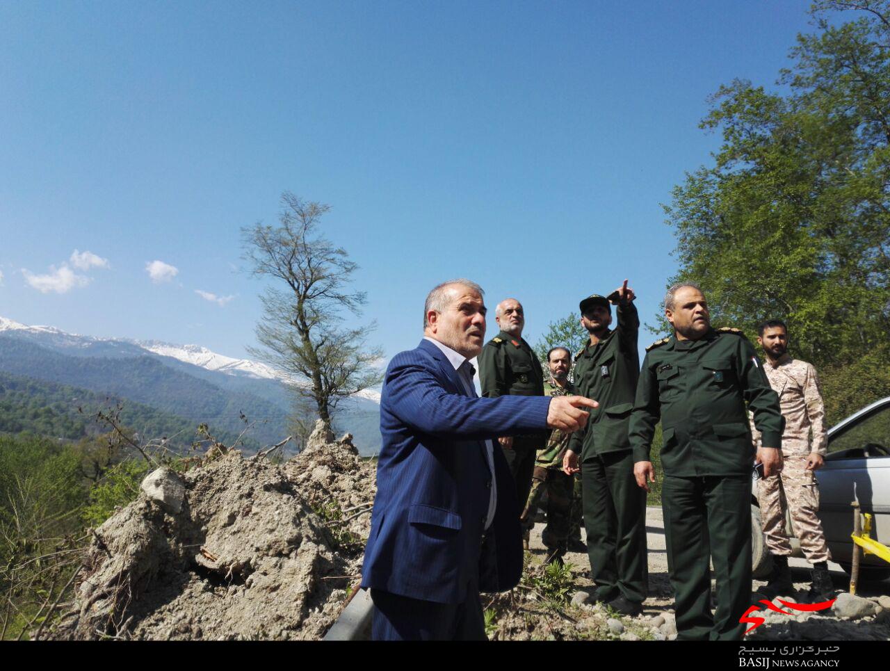 گزارش تصویری بازدید فرمانده سپاه قدس گیلان از مناطق سیل‌زده استان مازندران/1