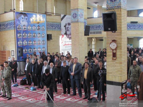 گزارش تصویری یادواره 10 شهید گمنام شهر مهاجران