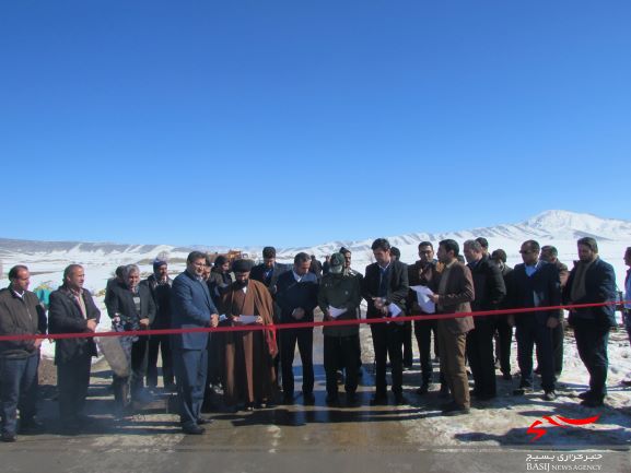 گزارش تصویری از افتتاح راه روستایی قرینه دره