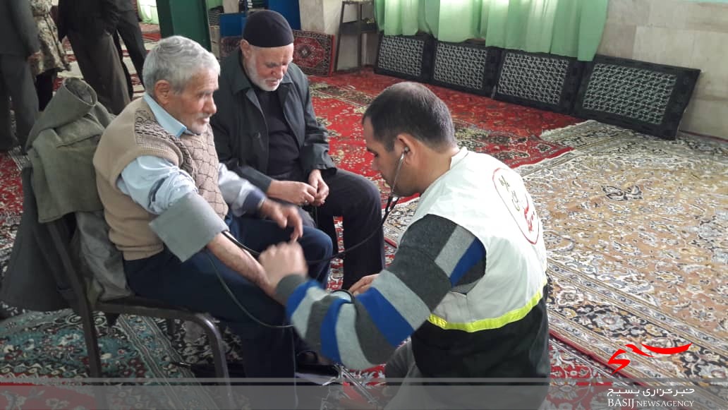 ارائه خدمات رایگان ویزیت پزشک و تحویل دارو توسط بسیج جامعه پزشکی ناحیه شازند