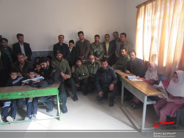 افتتاحیه مدرسه باز سازی شده در روستای موچان شهرستان شازند افتتاحیه مدرسه باز سازی شده در روستای موچان شهرستان شازند