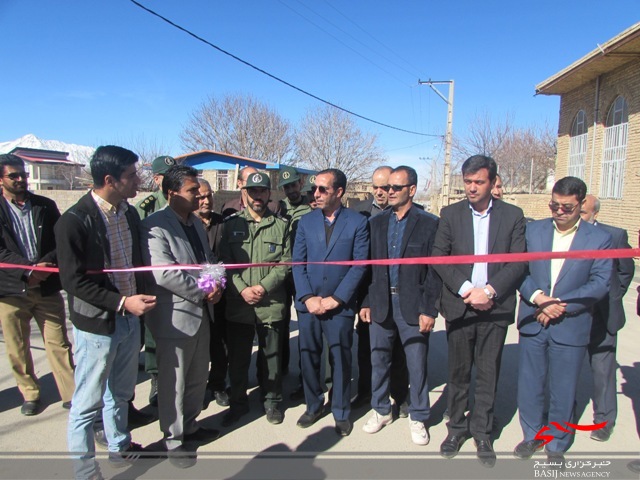 افتتاح پروژه زیر سازی و آسفالت روستای قلعه پسیجان شهرستان شازند