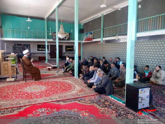 نشست اعتقادی و سیاسی در مسجد جامع روستای سنگ سفید از توابع بخش زالیان