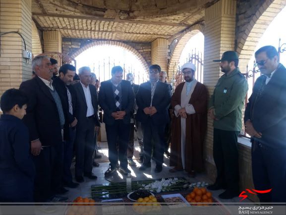 نشست اعتقادی و سیاسی در مسجد جامع روستای سنگ سفید از توابع بخش زالیان