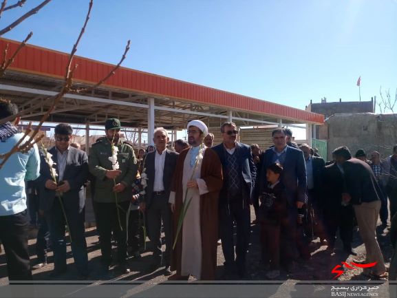 نشست اعتقادی و سیاسی در مسجد جامع روستای سنگ سفید از توابع بخش زالیان
