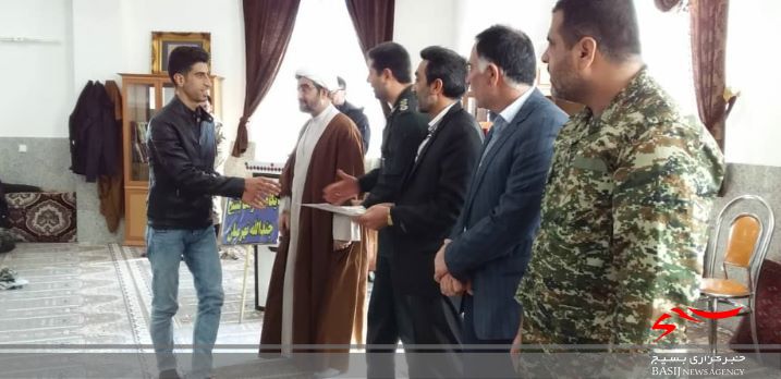 شرکت بسیجیان حوزه مقاومت بسیج شهر توره در نماز عبادی سیاسی جمعه در مورخه 18 بهمن 98