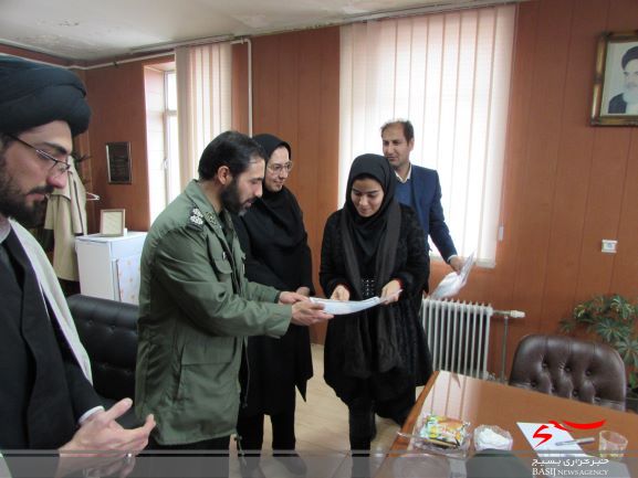 حضور همیشگی بسیجیان در صحنههای متعدد اقتدار و سرافرازی کشور را رقم میزد حضور همیشگی بسیجیان در صحنههای متعدد اقتدار و سرافرازی کشور را رقم میزد