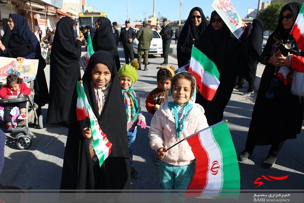 راهپیمایی با شکوه 22 بهمن ماه در دلوار برگزار شد