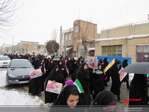 برگزاری راهپیمایی 22 بهمن در شهر آستانه با حضور پرشور مردم و با سخنرانی جناب سرهنگ مهجوری برگزاری راهپیمایی 22 بهمن در شهر آستانه با حضور پرشور مردم و با سخنرانی جناب سرهنگ مهجوری