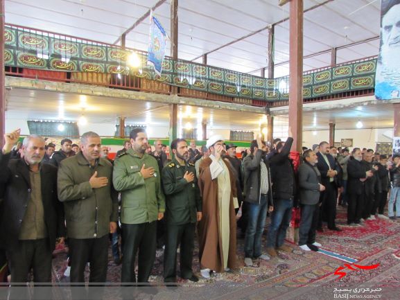 گزارش تصویری/مراسم بزرگداشت یوم الله ۲۲ بهمن و چهلم سردار شهید سلیمانی با سخنرانی فرمانده سپاه شازند، در روستای جلایر شهرستان شازند