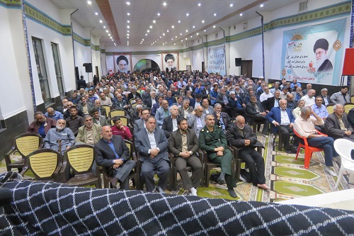 مراسم انس و مودت بازنشستگان سپاه ورامین در حسینیه سپاه برگزار شد