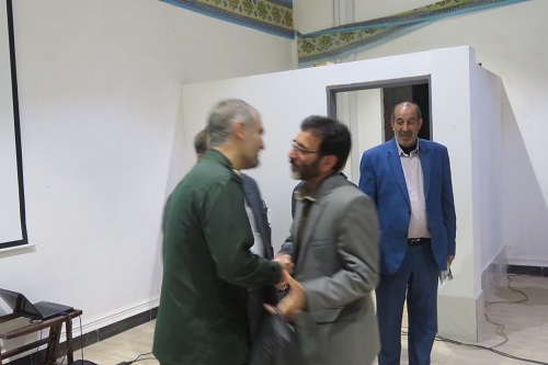 مراسم انس و مودت بازنشستگان سپاه ورامین در حسینیه سپاه برگزار شد