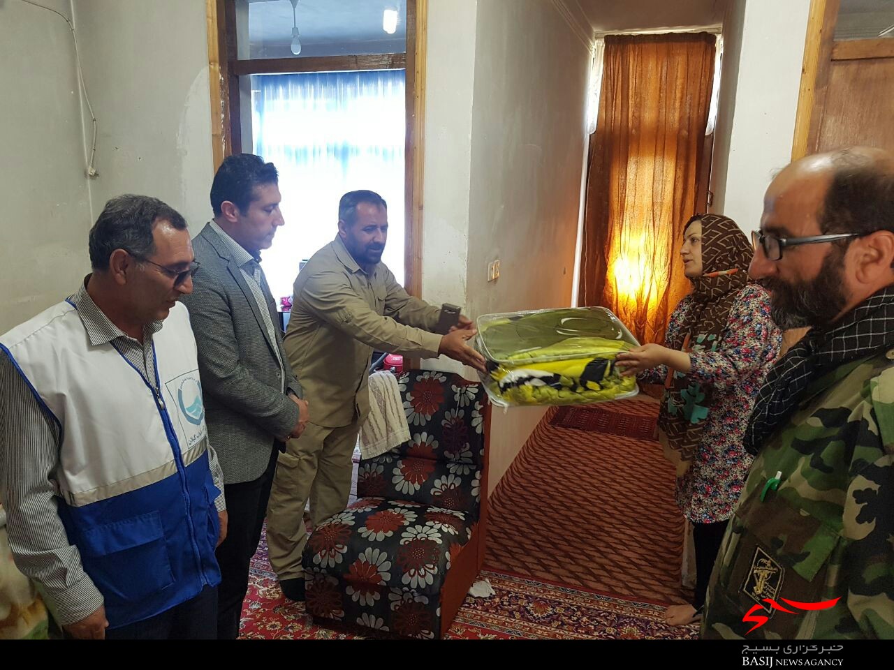 گزارش تصویری/ بازدید فرمانده حوزه مقاومت بسیج منجیل از مناطق سیل&zwnj;زده استان مازندران