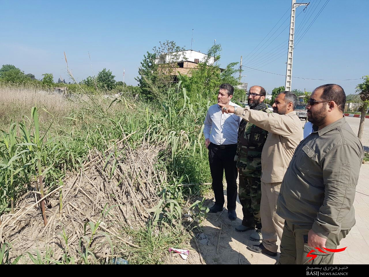 گزارش تصویری/ بازدید فرمانده حوزه مقاومت بسیج منجیل از مناطق سیل&zwnj;زده استان مازندران
