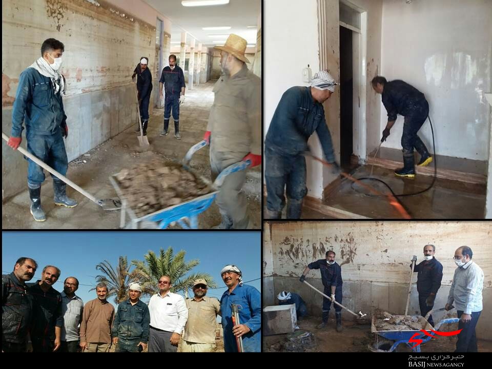 کمک ۱۶۰ میلیون ریالی کارکنان منطقه جنوب شرق به هموطنان سیل زده کمک ۱۶۰ میلیون ریالی کارکنان منطقه جنوب شرق به هموطنان سیل زده