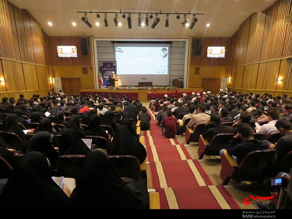 اخلاص در عمل و اجتناب از گناهان از الزامات بهره مندی از ماه رمضان است