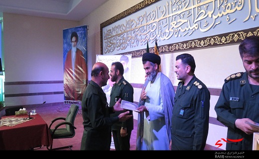 تجلیل از برگزیدگان بهداشت و سلامت سپاه قائم آل محمد (عج) استان سمنان