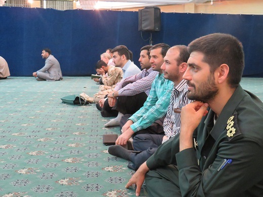 تجلیل از خادمین قرآنی در آخرین پنج شنبه ماه مبارک رمضان