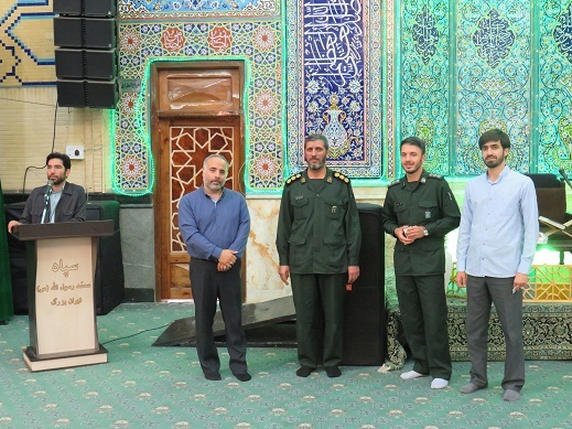 تجلیل از خادمین قرآنی در آخرین پنج شنبه ماه مبارک رمضان