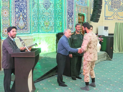 تجلیل از خادمین قرآنی در آخرین پنج شنبه ماه مبارک رمضان