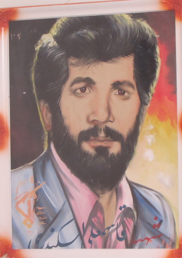 شهدا مایه افتخار ، سربلندی و سرافرازی ملت ایران هستند
