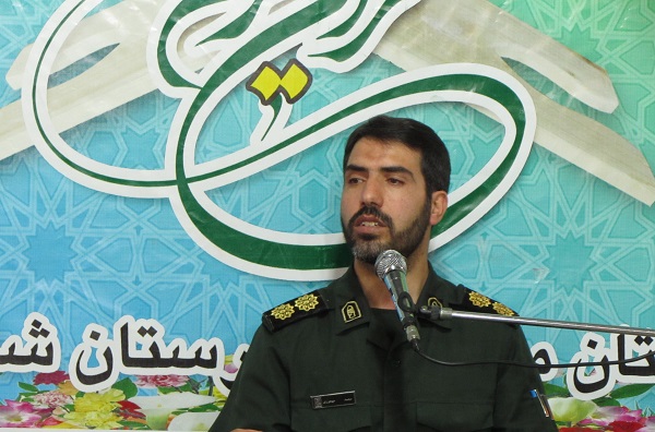 جوانان باید با آیات نورانی قرآن کریم انس بگیرند