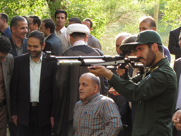 جانبازان و ایثارگران افتخار کشور هستند