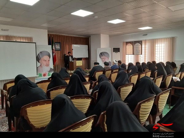 برگزاری کارگاه آموزشی «حجاب و عفاف» در ناحیه امام حسن مجتبی(ع)+ تصاویر برگزاری کارگاه آموزشی «حجاب و عفاف» در ناحیه امام حسن مجتبی(ع)+ تصاویر