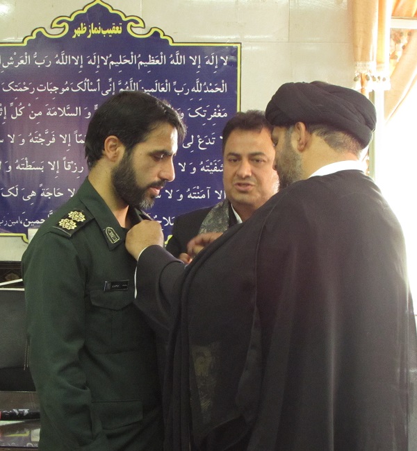امروز برای مقابله با هجمه های دشمنان وظیفه سنگینی برعهده داریم امروز برای مقابله با هجمه های دشمنان وظیفه سنگینی برعهده داریم