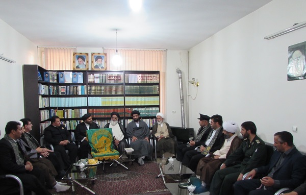 کاروان خدام زیر سایه خورشید در شازند+ تصاویر کاروان خدام زیر سایه خورشید در شازند+ تصاویر