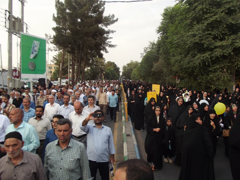 کاشانی ها ازحریم خانواده و عفاف و حجاب دفاع کردند