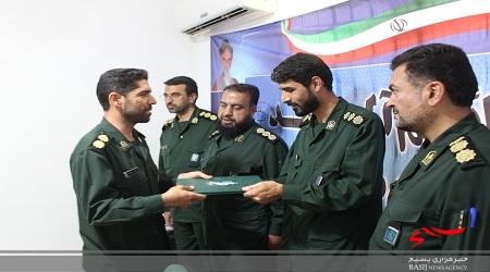 ما باید در جنگ اقتصادی دشمن هوشمندانه عمل کنیم