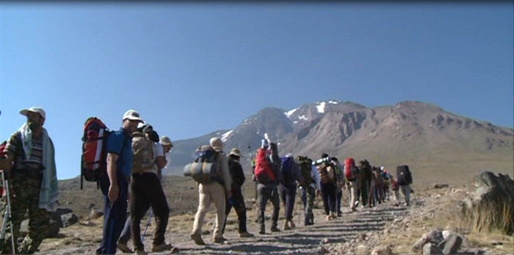 صعود سراسری تیم‌های منخب کوهنوردی سپاه پاسداران به قله سبلان