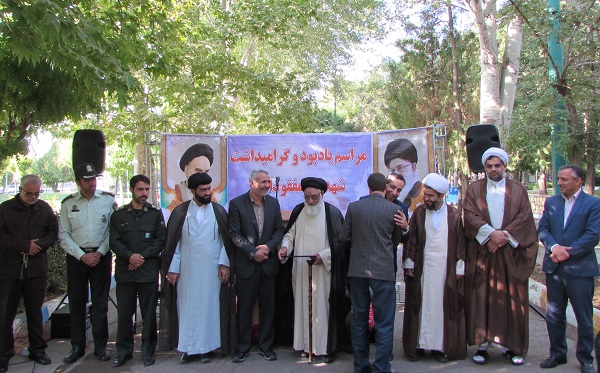 شهدا انسان&zwnj;های نمونه&zwnj;ای بودند که در همه&zwnj; جا می&zwnj;توانند به&zwnj;عنوان اسوه و الگو معرفی شوند