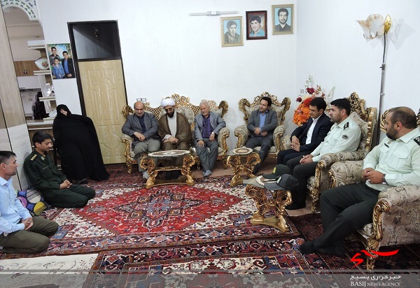 همه دستاوردهای نظام لز برکت خون شهداست