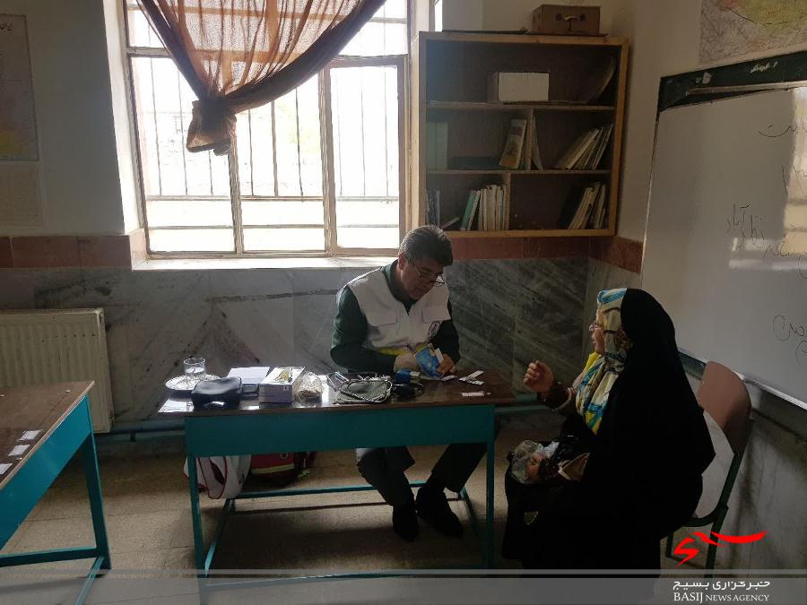 اجرای ویزیت رایگان پزشکان در روستای شیخ حسن شهرستان نظرآباد