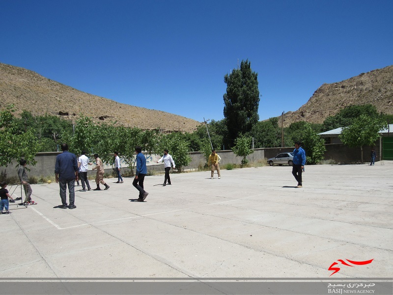 کوهپیمایی و اردوی تربیتی پایوران ناحیه بردسیر