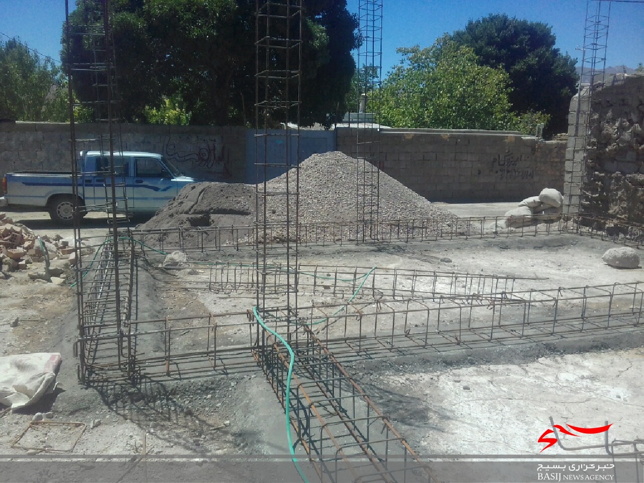 ساخت مسکن برای مددجویان بردسیری