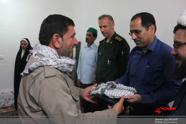 مسئول بسیج سازندگی سپاه شهرستان دشتی از ساخت و تحویل ۲۸ واحد مسکونی ویژه مددجویان دربخش کاکی وشنبه وطسوج خبرداد.